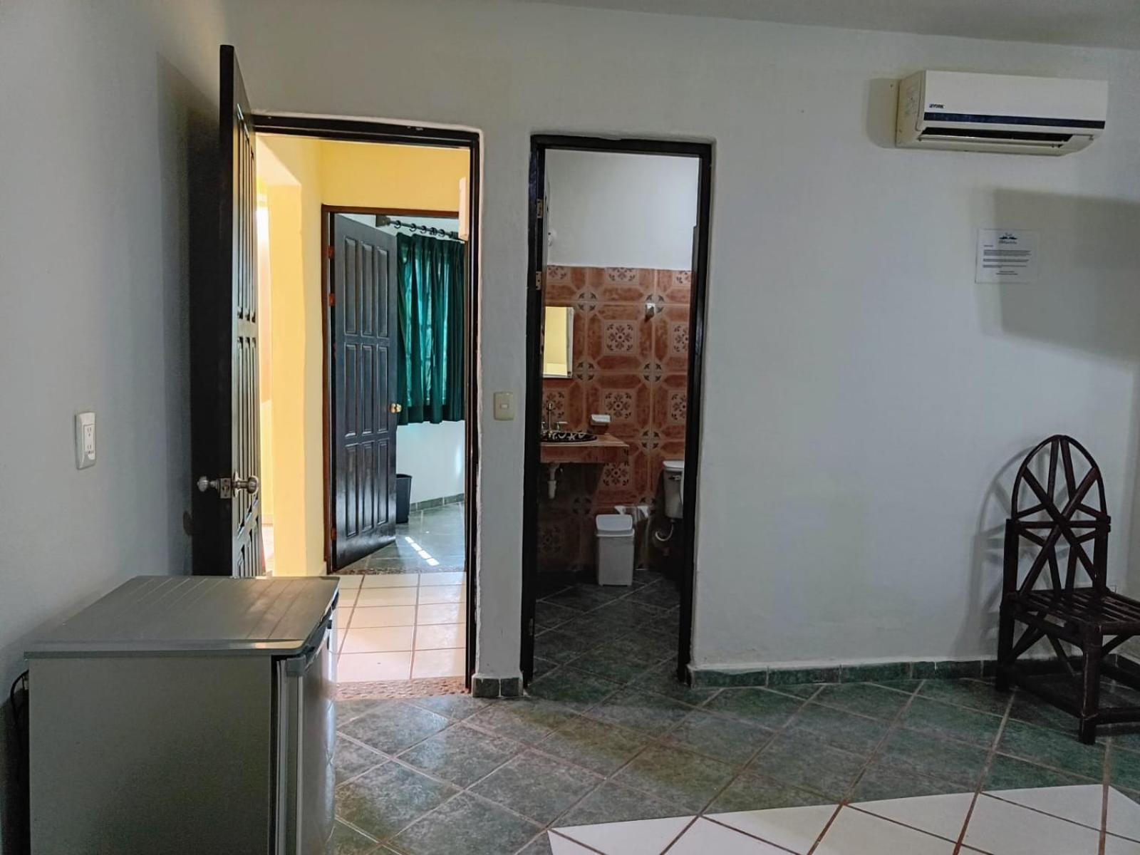 Hotel Atlantida Playa del Carmen Exterior photo