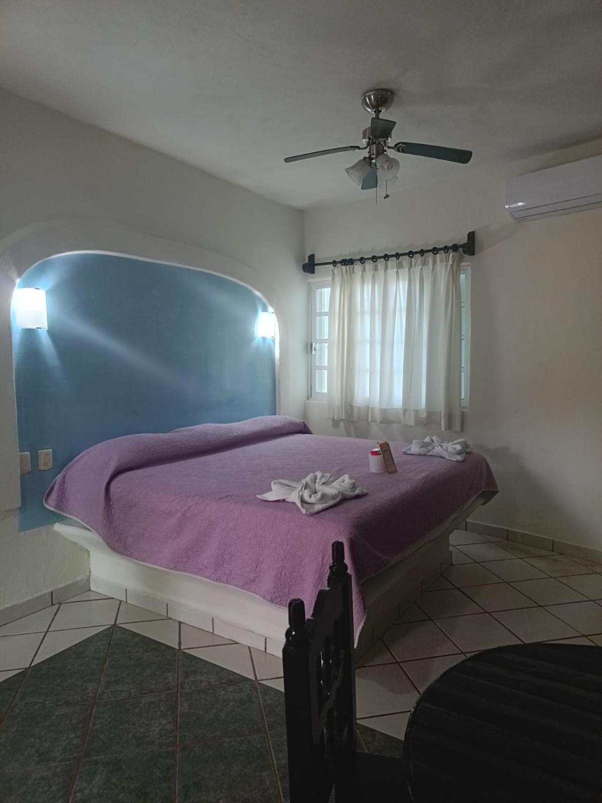 Hotel Atlantida Playa del Carmen Exterior photo